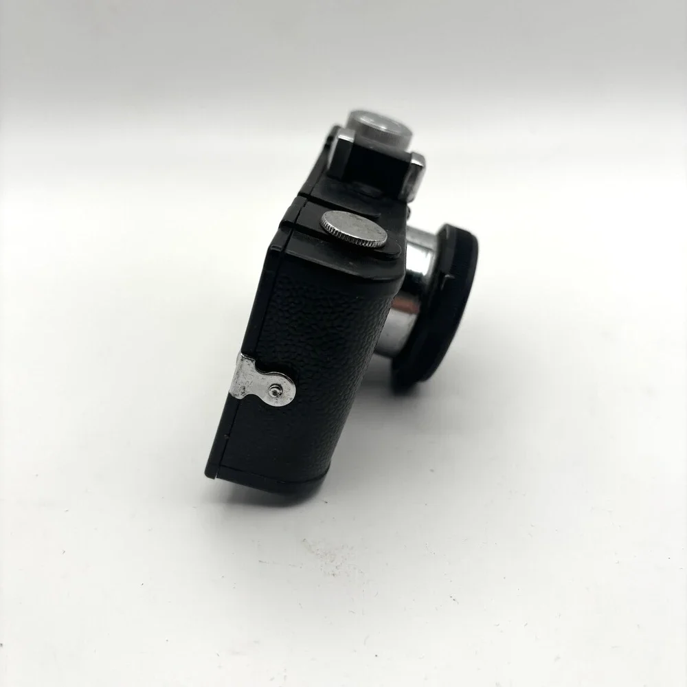 VINTAGE 1950s SPARTUS MINIATURE 35mm CAMERA UNTESTED.